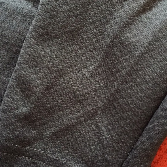 Dark grey long sleeve shirt w/ orange side panels - Picture 4 of 10